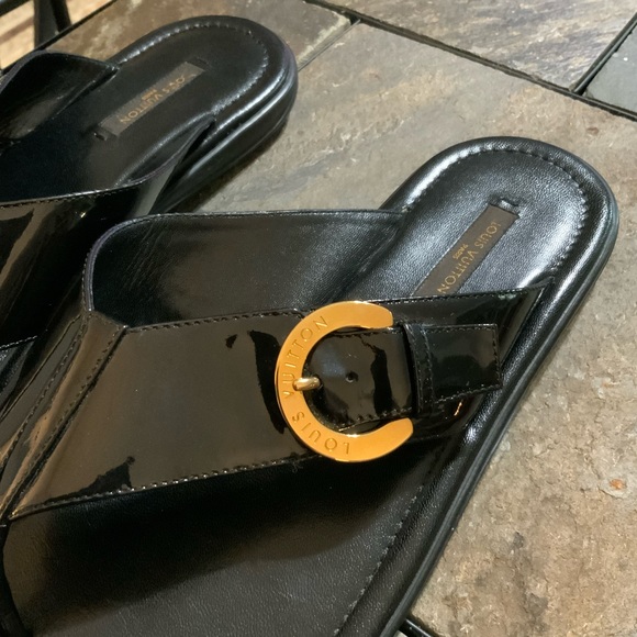 AUTHENTIC Louis Vuitton Black Patent Leather sandals with Gold Buckle Size 38 - Picture 4 of 9